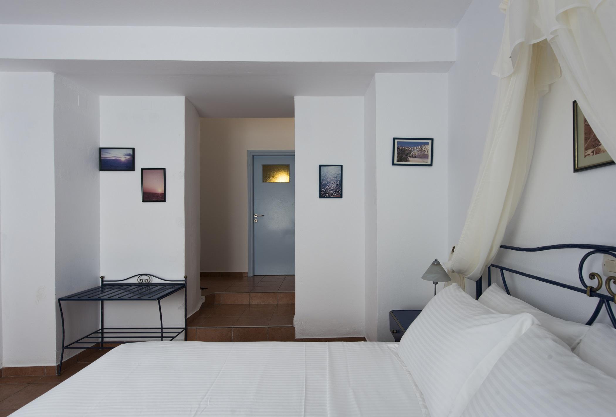 Kastro Suites Fira  Exterior photo