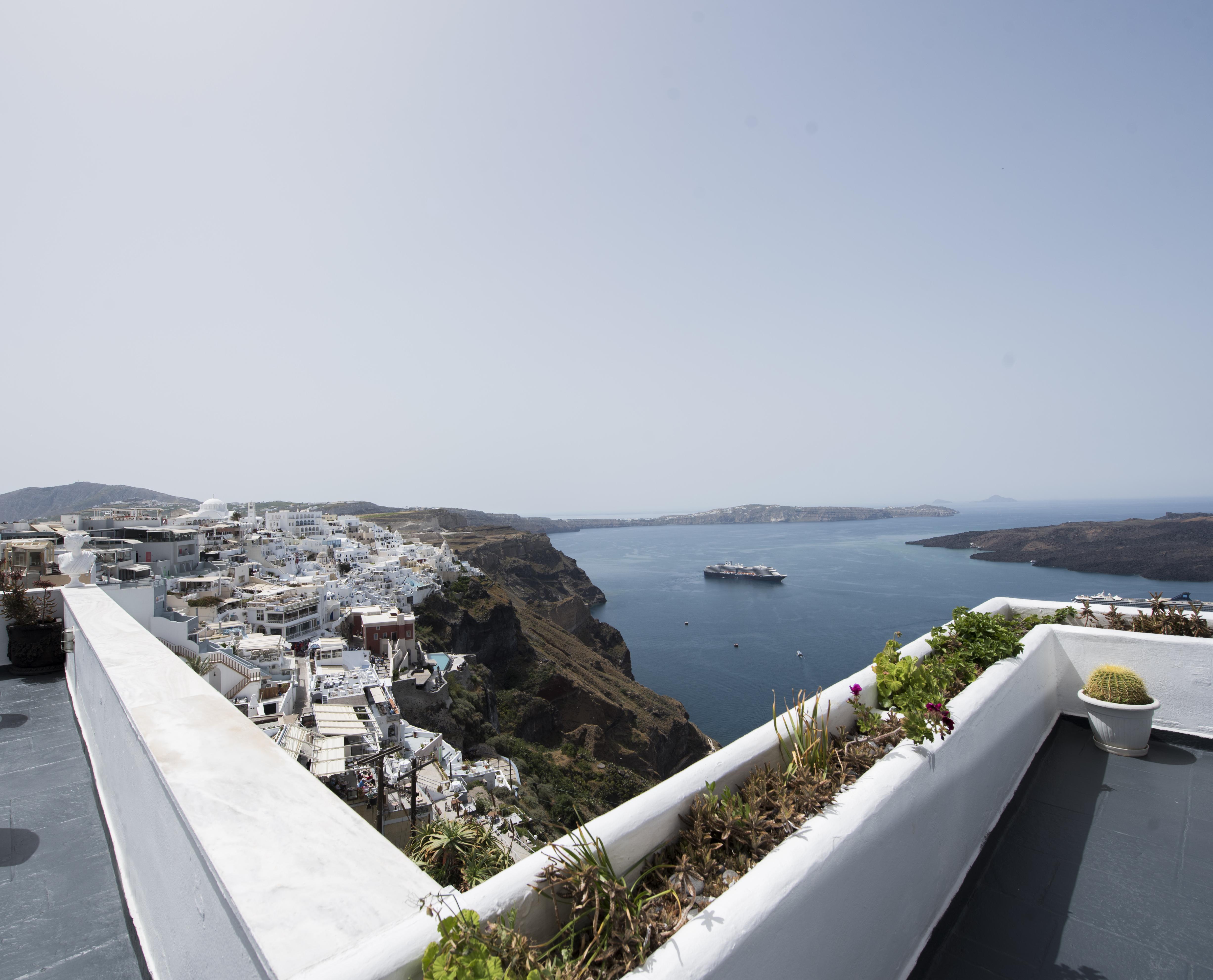 Kastro Suites Fira  Exterior photo