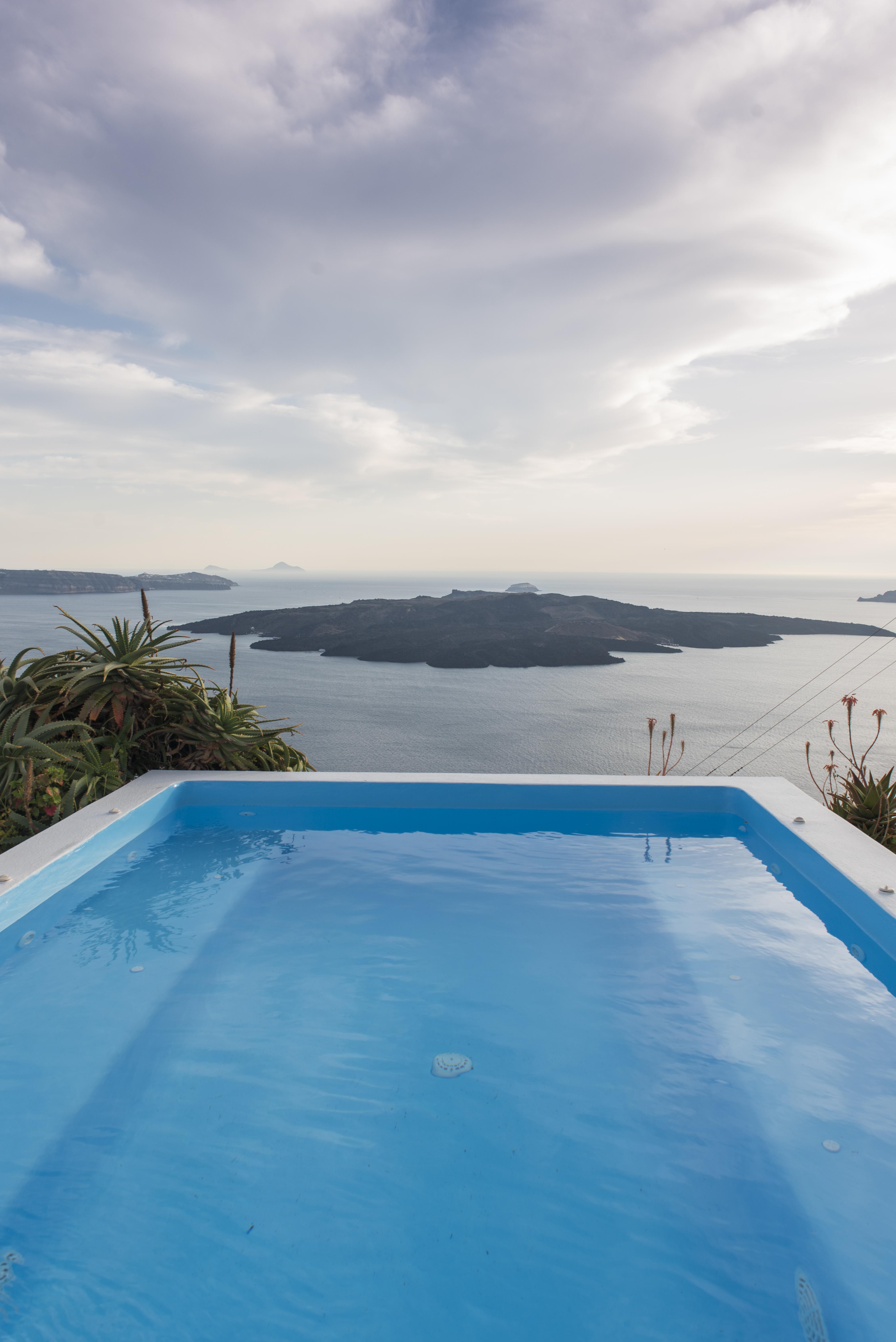 Kastro Suites Fira  Exterior photo