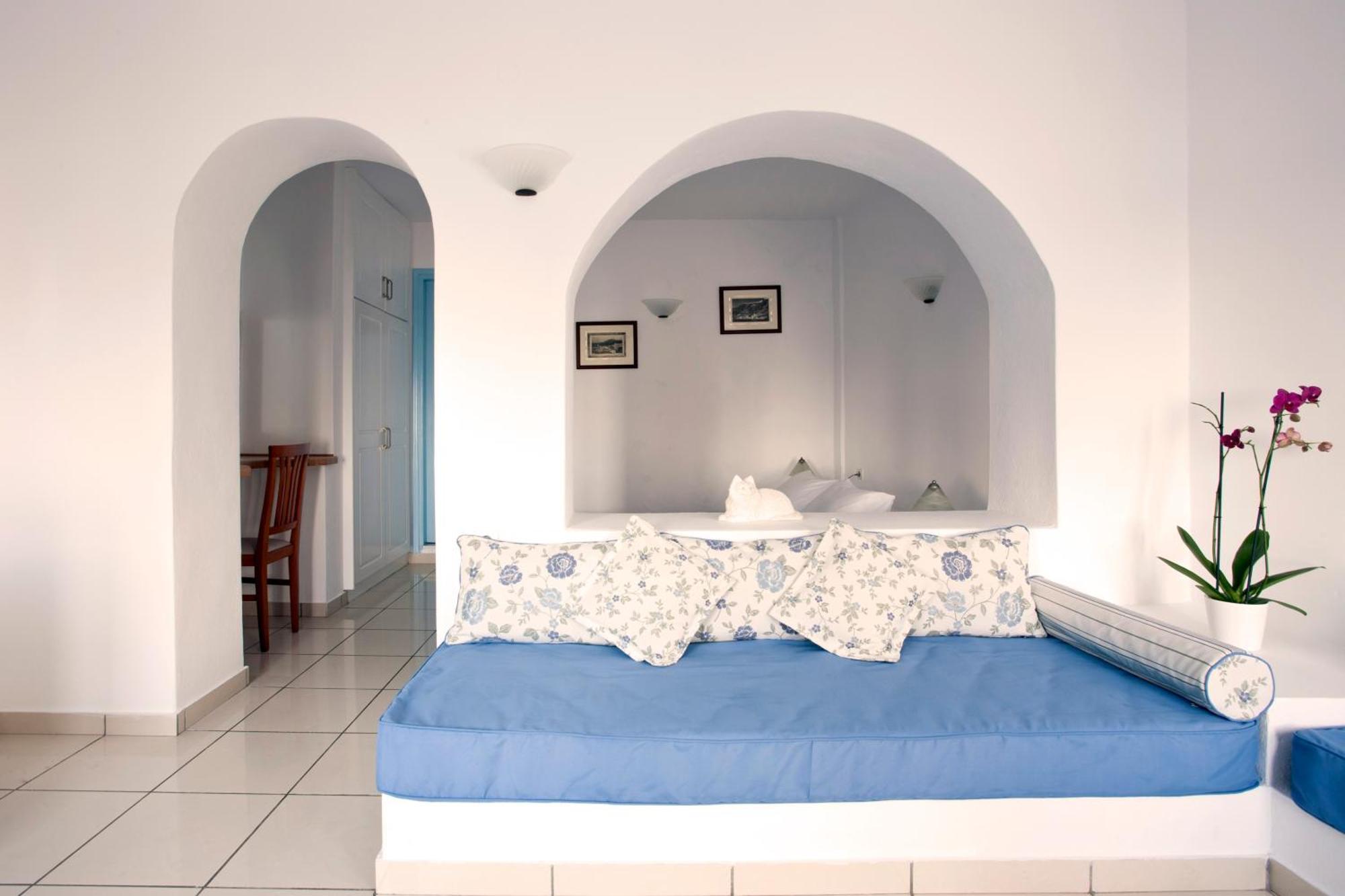 Kastro Suites Fira  Exterior photo