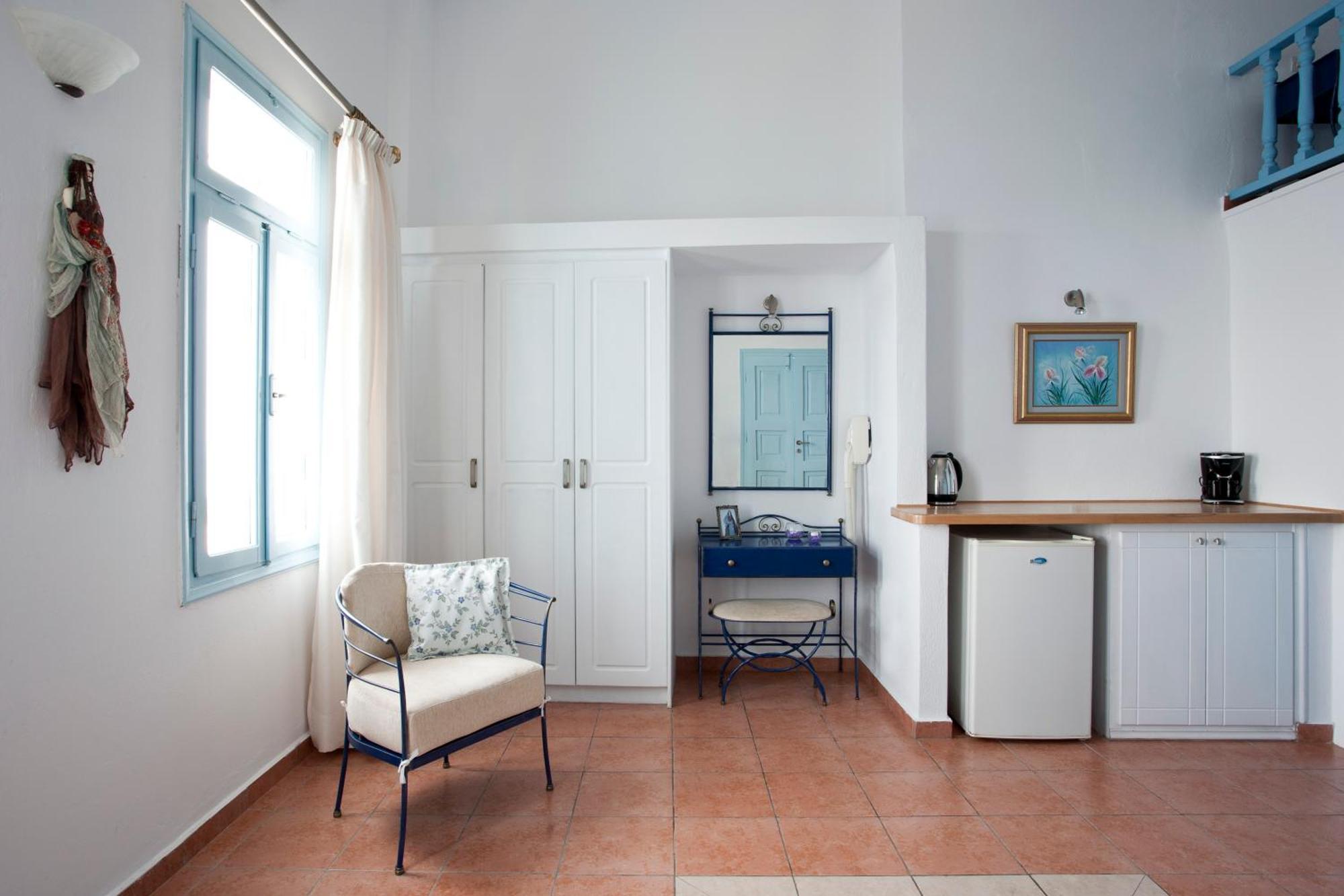 Kastro Suites Fira  Exterior photo